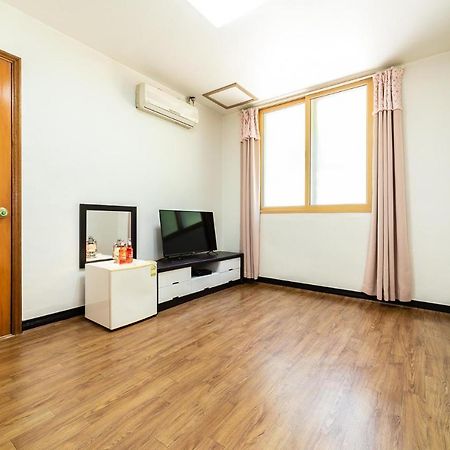 Hooni Guest House & Motel Gurye Экстерьер фото